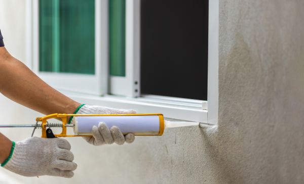 Cost of Caulking Repair in Spring Hill