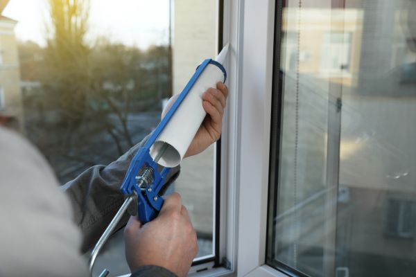 Cost of Caulking Replacement in Spring Hill
