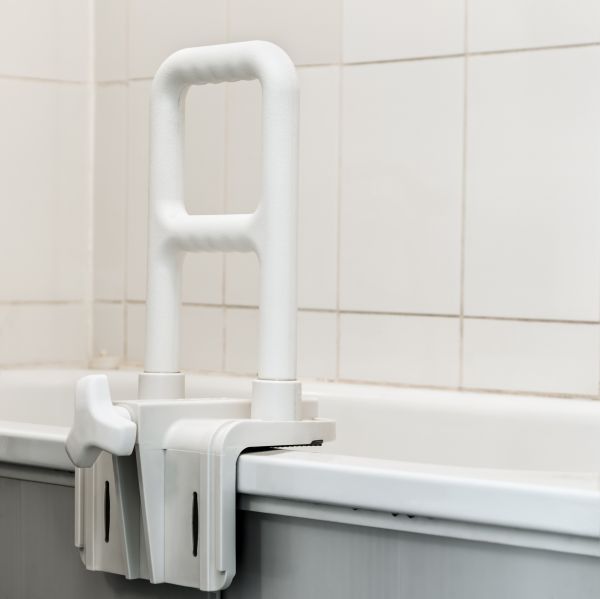 Cost of Safety Bar Installation in Spring Hill