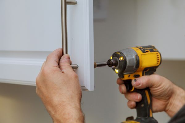 Cost of Cabinet Knob Installation in Spring Hill