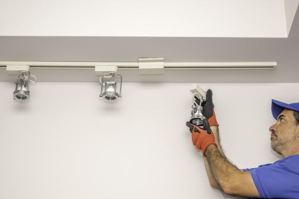 Cost of Track Light Bulb Replacement in Spring Hill